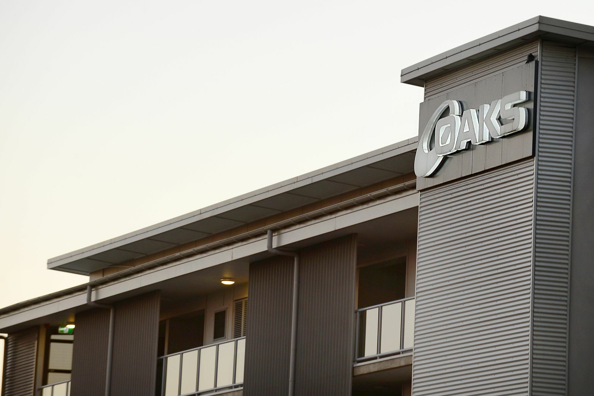 Oaks Moranbah Suites Exterior photo